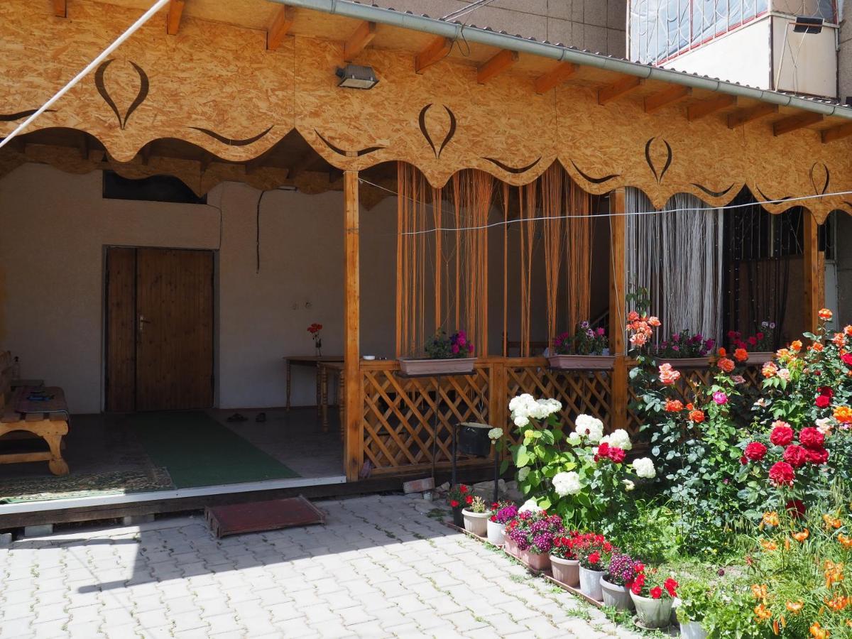 Baktygul Guesthouse Naryn 外观 照片