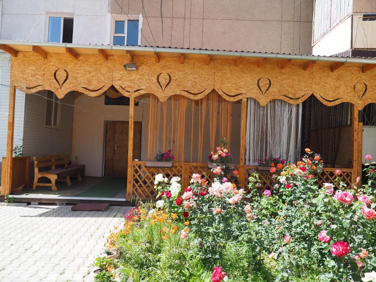 Baktygul Guesthouse Naryn 外观 照片